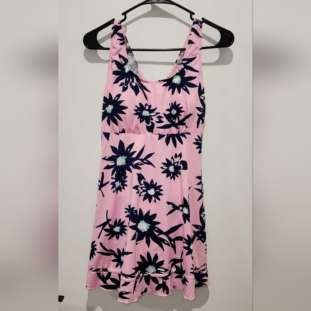 Buzz Swimwear Floral Pink One-Piece Swimsuit / Swim Dress Size - M